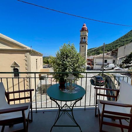 Ilianas Place Ágios Matthaíos المظهر الخارجي الصورة